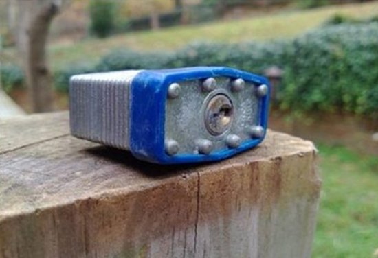 ŵ����WP�ֻ�����Ծ���Lumia900�Ա�Lumia920