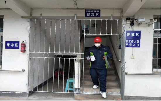 �й������˱��ֹ�˾װά����ʦ���Ǭ���������¹ڷ��׸�����������ͨ��������