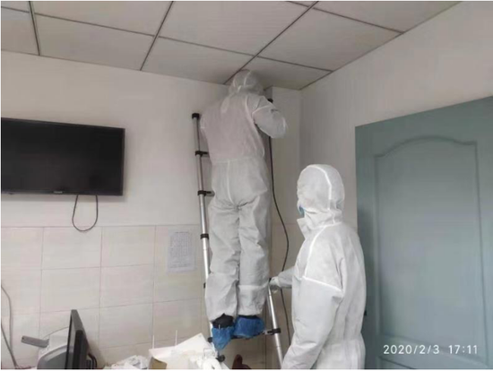 �й����Ź�Ԫ�ֹ�˾װά����ʦΪ��Ԫ�е�������ҽԺ��װ��������