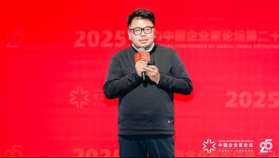 ��ǿ�ԿƼ���ʼ�˼�CEO���ة��